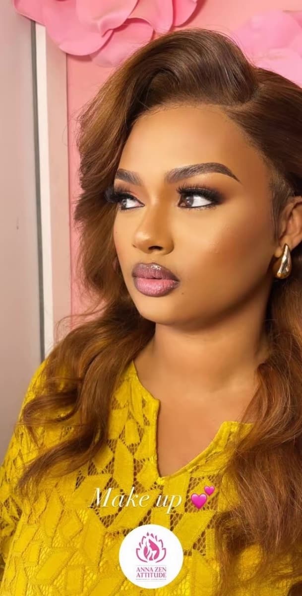 Maquillage — Anna Zen Attitude