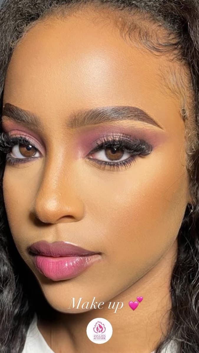 Maquillage — Anna Zen Attitude