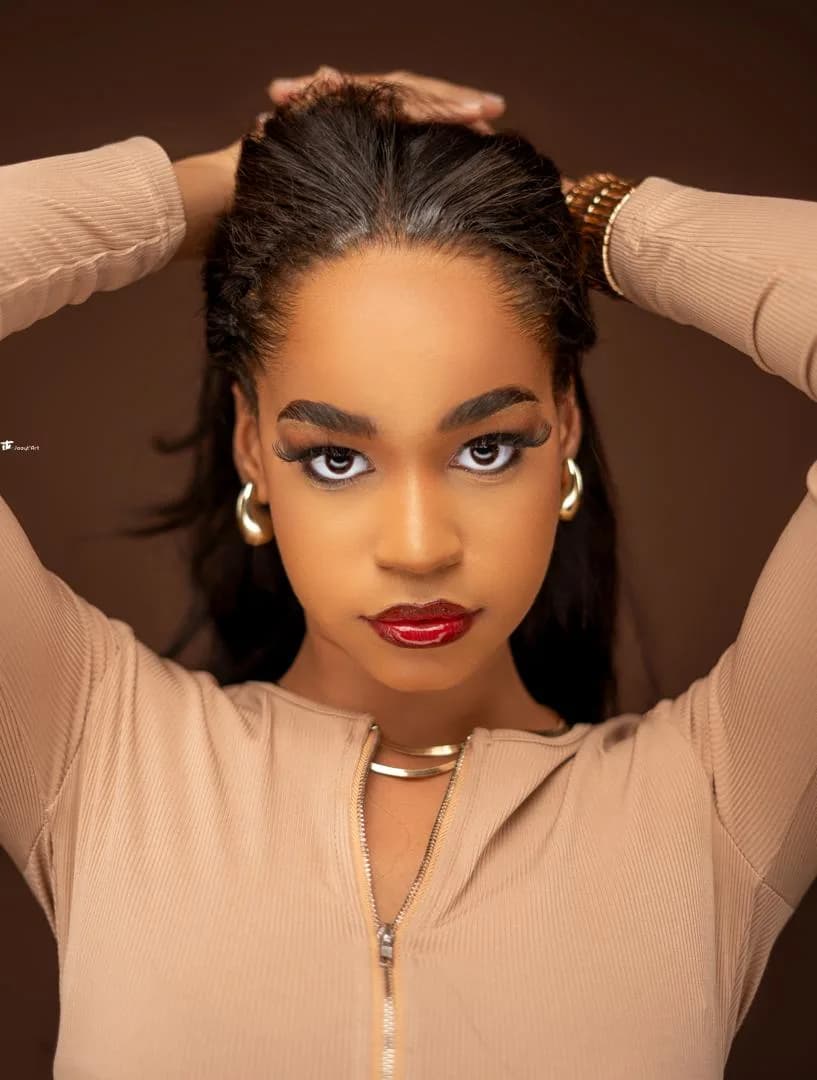 Maquillage — Anna Zen Attitude